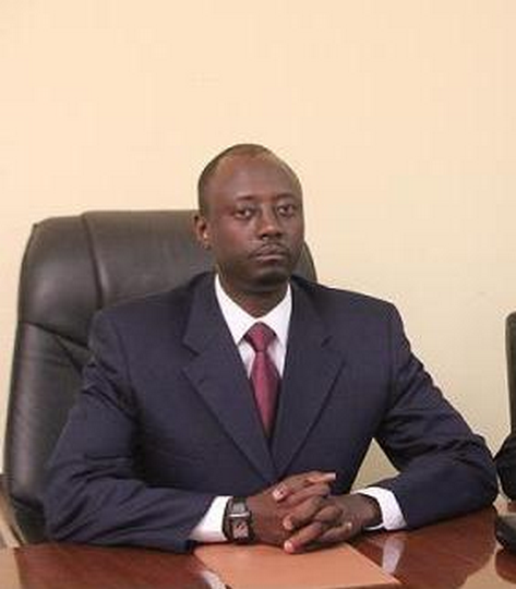 Affaire de recrutement à la BEAC : le gouverneur réplique au président de l’UMAC