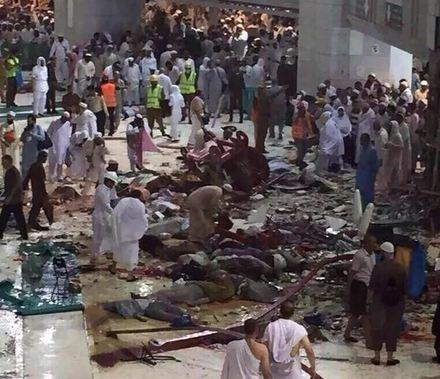 Une grue s’est effondrée sur la Grande mosquée de La Mecque faisant au moins 87 morts