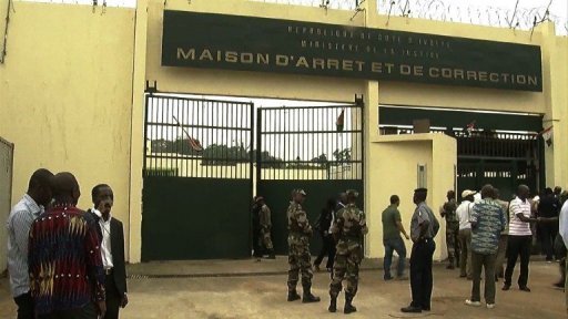 Côte d’Ivoire : 10 morts et 21 blessés dans une mutinerie à la prison d’Abidjan