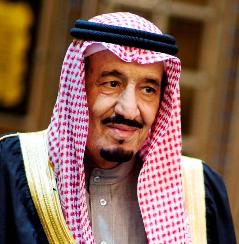 Mesures de crise : le roi d’Arabie saoudite limoge son ministre des Finances