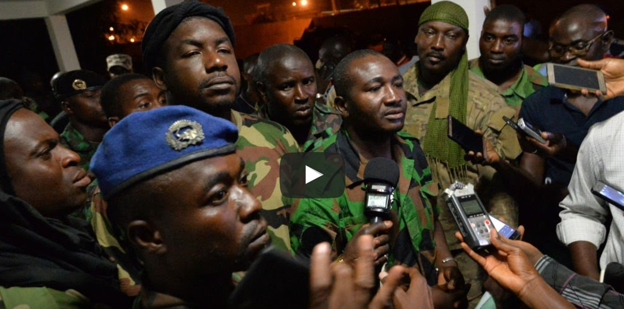 Côte d’Ivoire : les mutins retiennent le ministre de la Défense