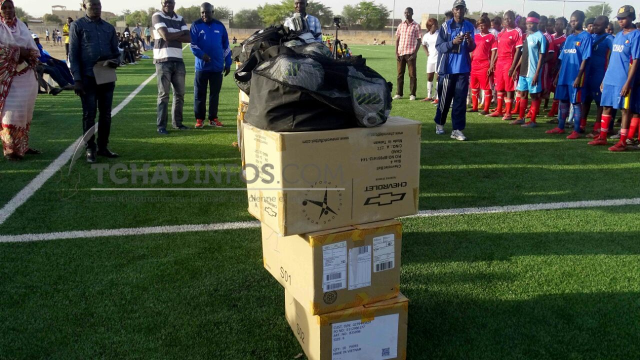 Tchad : Des matériels et équipements sportifs à 7 clubs de football féminin