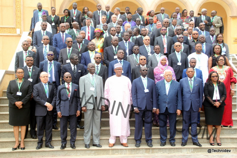COBAC : 9ème Réunion de concertation du Président Abbas Tolli avec la profession bancaire et financière à N’Djamena