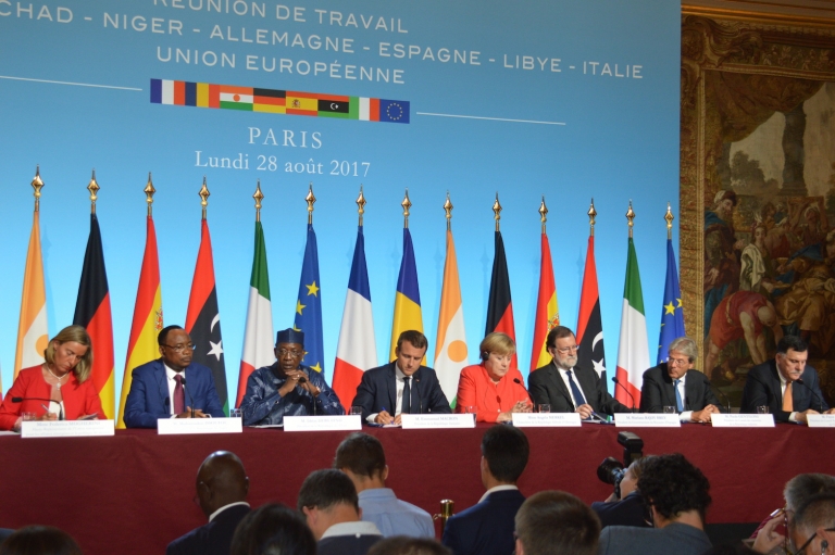 Dirigeants européens et africains réunis en mini-sommet à Paris au chevet de la crise migratoire