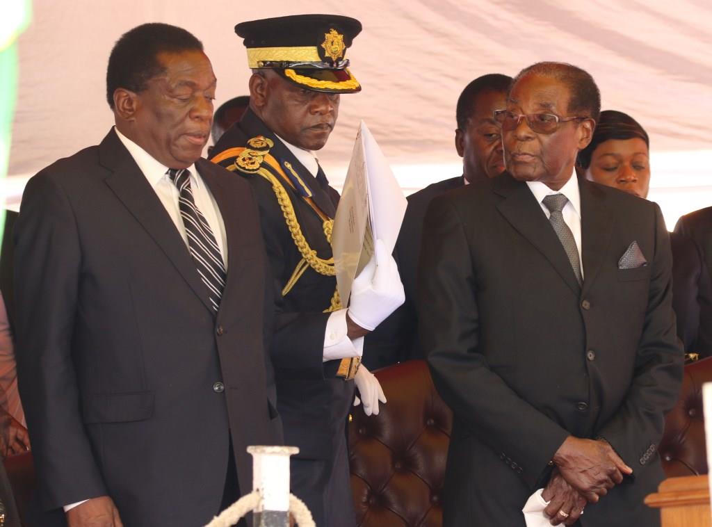 Zimbabwe : Robert Mugabe remplacé à la tête du parti  au pouvoir par Mnangagwa