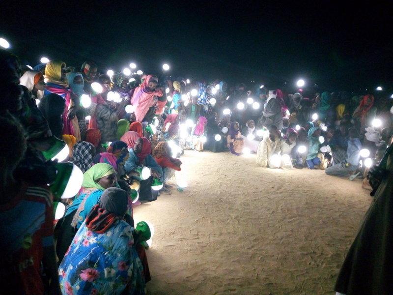 HCR : Célébration de la nuit lumineuse dans le camp d’Iridimi