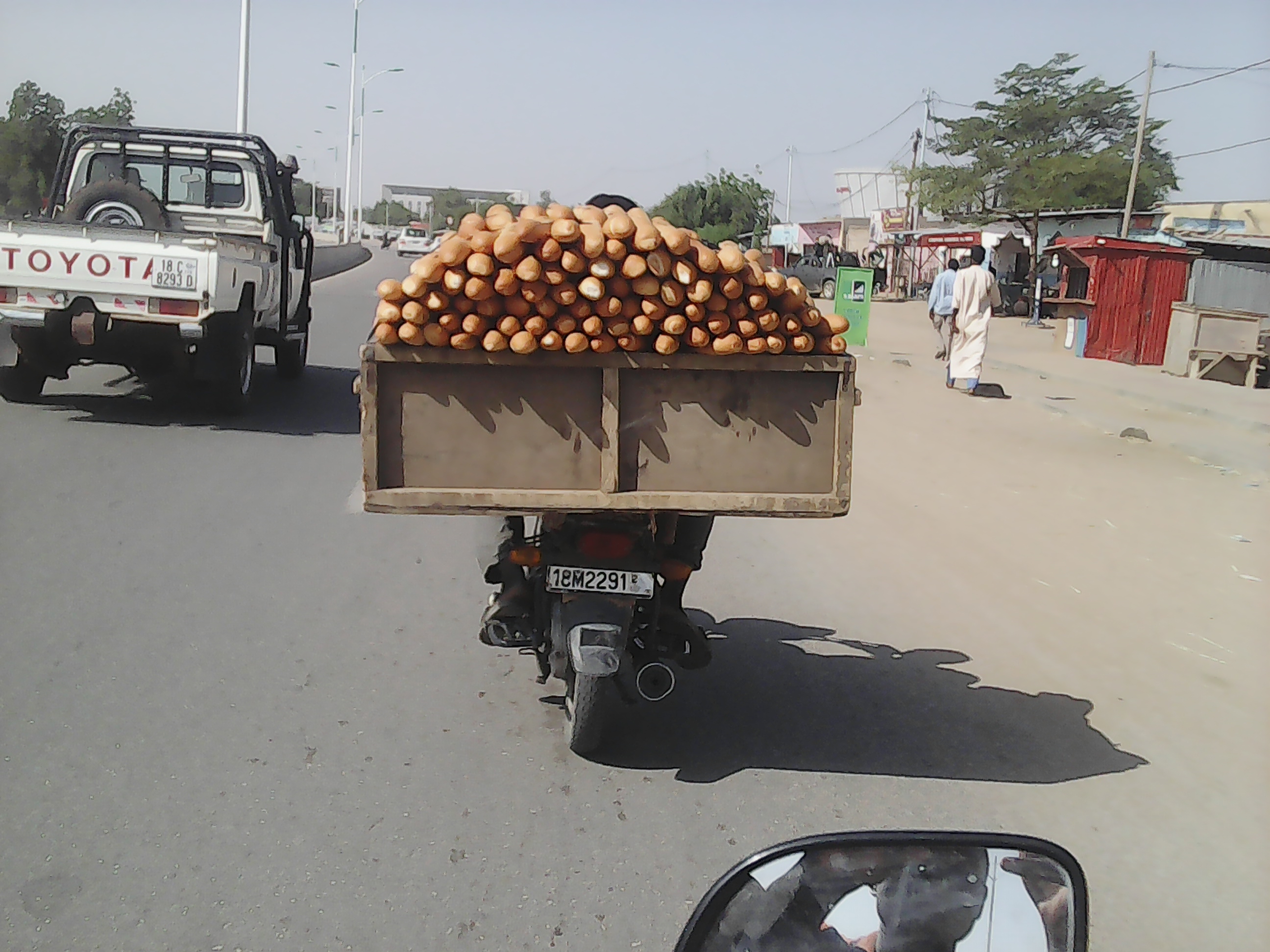 Le transport des pains à N’Djamena : un danger pour le consommateur