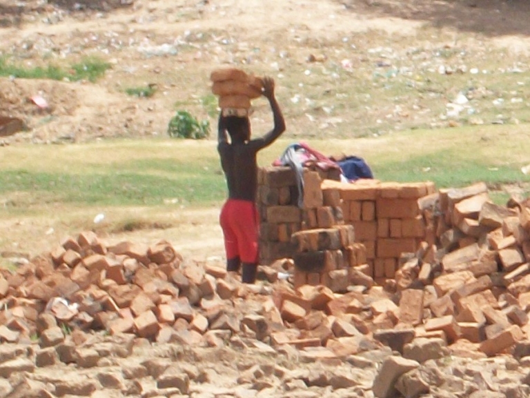 Droits de l’enfant au Tchad : « l’enfant ne doit pas être admis à l’emploi avant un âge minimum approprié »