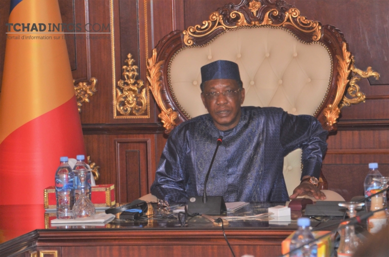 Tchad : Le président Déby donne 72 heures aux maires de N’Djamena pour réparer leur mauvaise gestion
