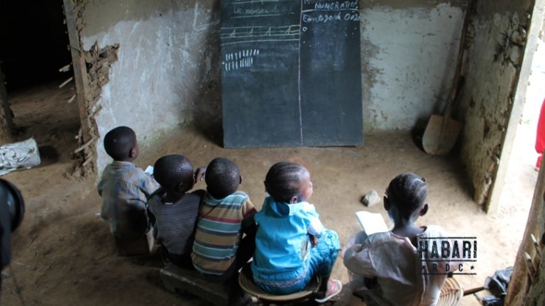 Niveau du système éducatif 2/11 : les écoles sans infrastructures en RDC
