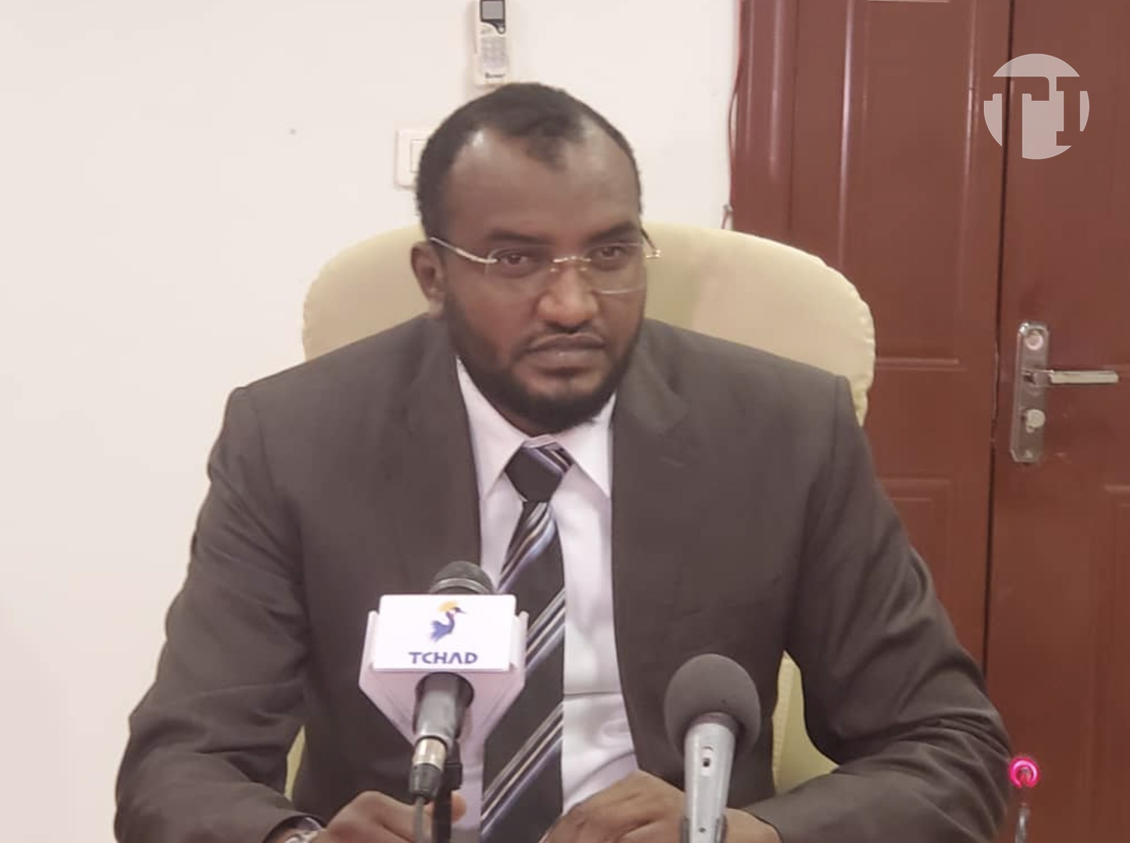 Tchad: Abali Salah passe la commande de la Défense à Djimadoum Tiraïna