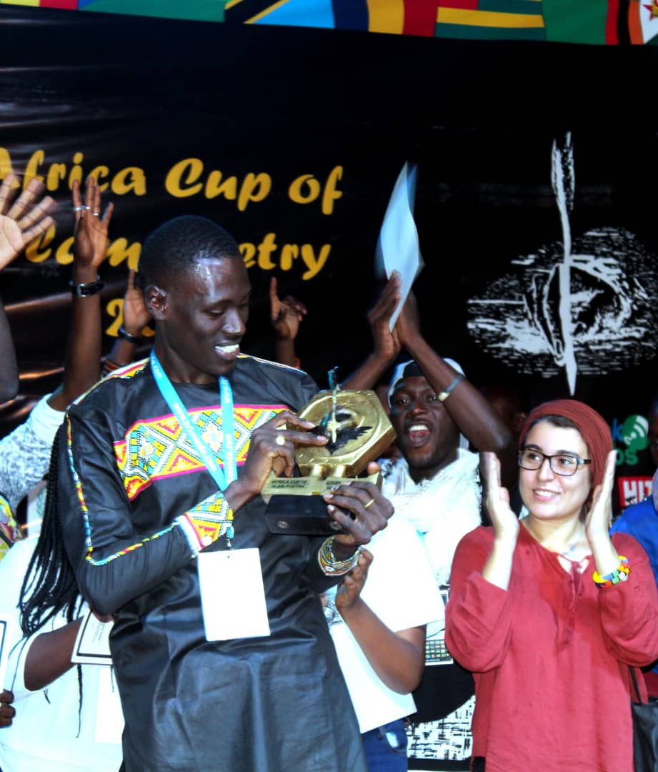 Culture : le Sénégalais Al-Fàrùq remporte la Coupe d’Afrique  de Slam Poésie
