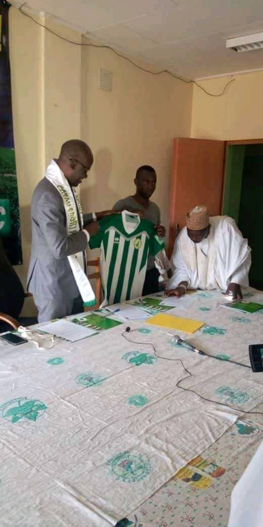 Football : le tchadien Abdoulaye Yacoub signe au Coton Sport de Garoua