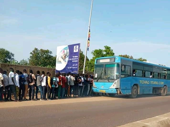Tchad : “les étudiants sont entassés dans les bus parce que très clairement, les capacités de transport du CNOU sont limitées”, Abdoulaye Sabre Fadoul à l’hémicycle