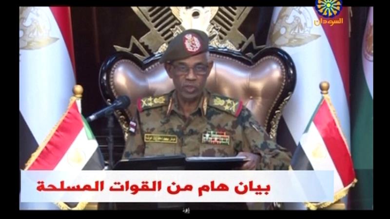 Soudan : le chef du conseil militaire de transition jette l’éponge