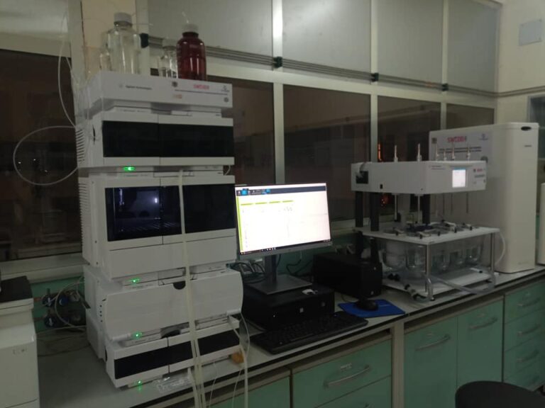 Tchad : le laboratoire de contrôle de qualité des médicaments rééquipé par la Banque mondiale