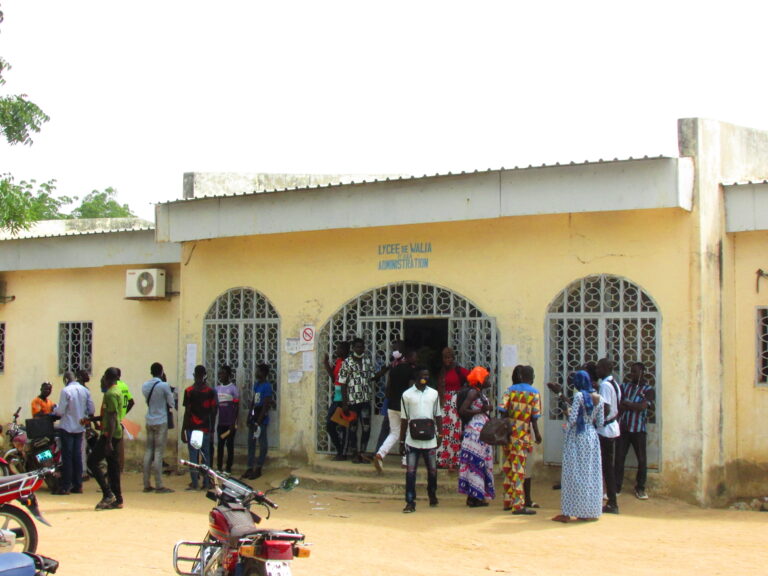 Tchad: les élèves du lycée de Walia boudent la rebaptisation de leur établissement au nom de Zakaria Fadoul Kitir