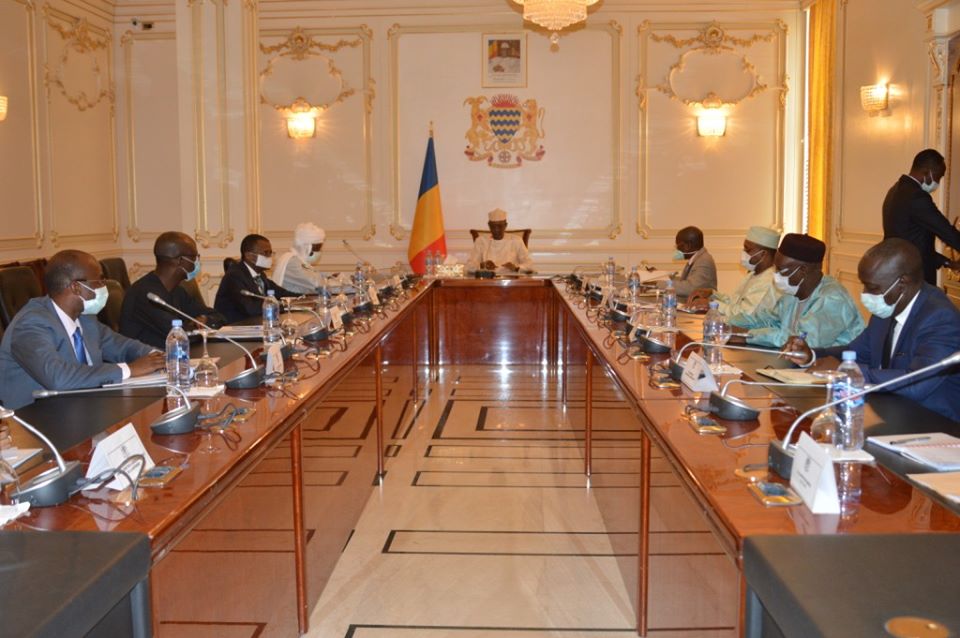 Tchad : Déby opère un relookage gouvernemental