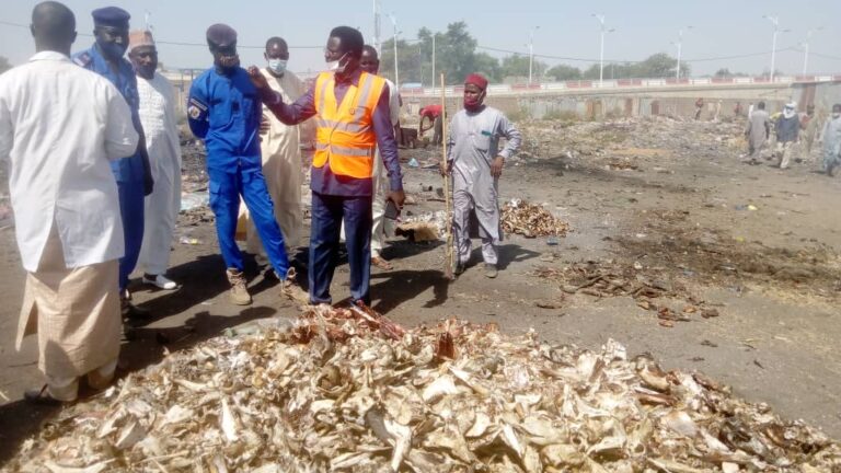 N’Djamena : la mairie du 7e arrondissement proscrit le dépôt des saletés au marché de Dembé