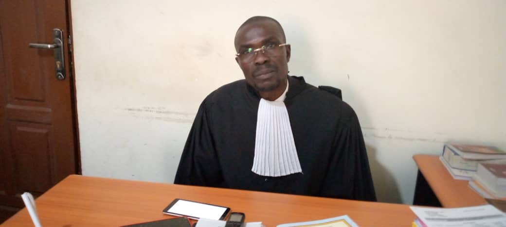 Agression d’un magistrat par un général : le collectif d’avocats dénonce la ”complicité des acteurs judiciaires”