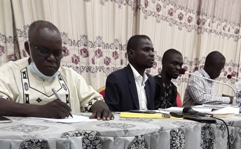 Deli Sainzoumi Nestor revient avec un nouveau  livre intitulé “Zaraguina et la criminalité itinérante: 20 réponses  aux enlèvements contre rançon dans le bassin du Lac Tchad”