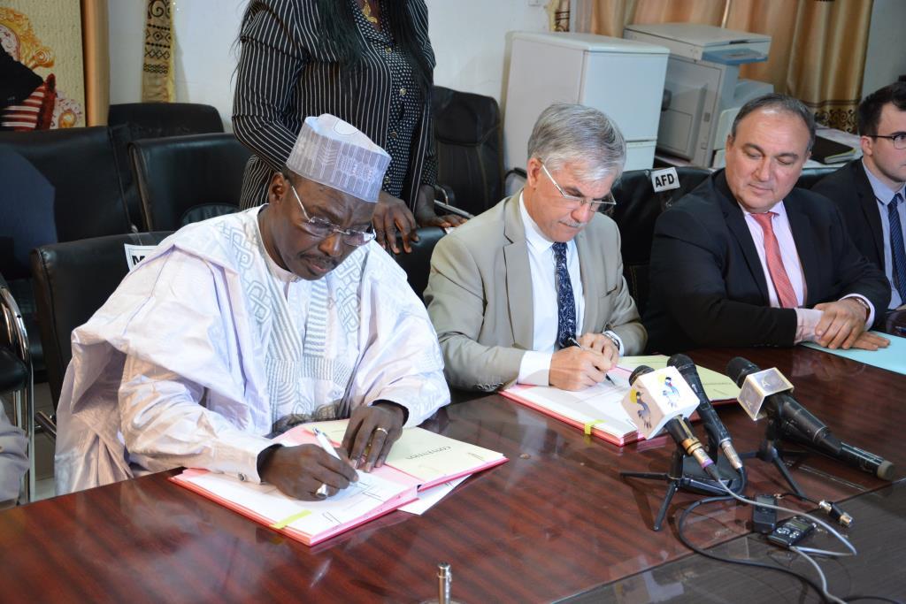 Coopération : l’AFD octroie 50 millions d’euros au gouvernement tchadien