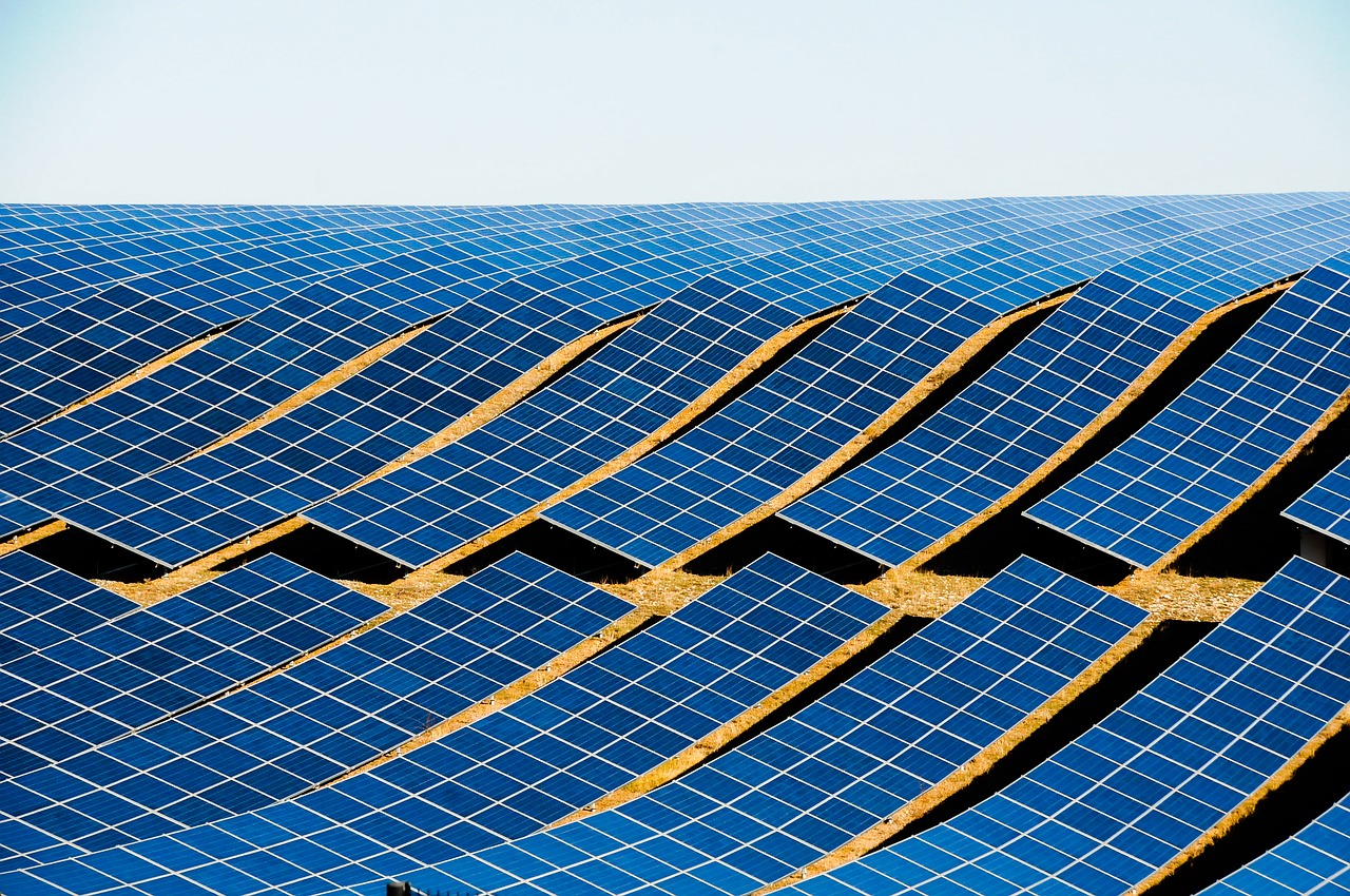 ENERGIE : 18 millions € de prêt de la Bad pour la construction d’une centrale solaire à Djermaya