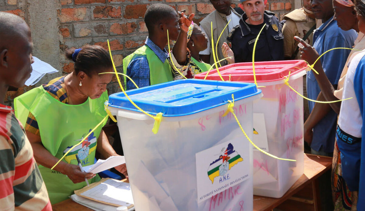 أفريقيا الوسطى: الناخبون يذهبون إلى صناديق الإقتراع في ظل توتر شديد