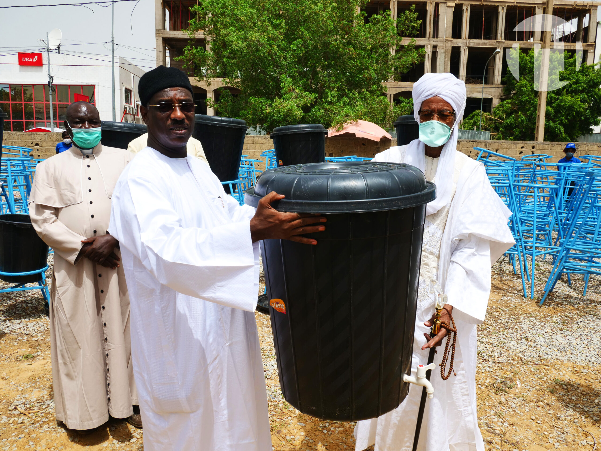 Coronavirus : la mairie de N’Djamena fait un don de matériels aux confessions religieuses