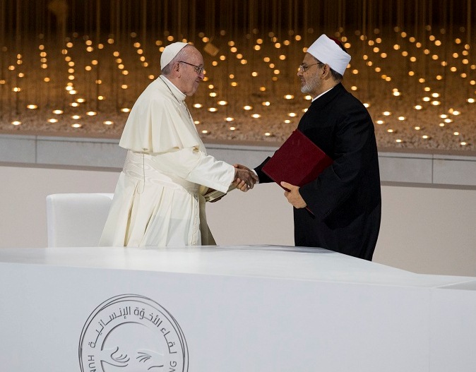 Moyen-Orient : un accord historique signé par le pape François et le grand imam Dr Ahmed At Tayyeb