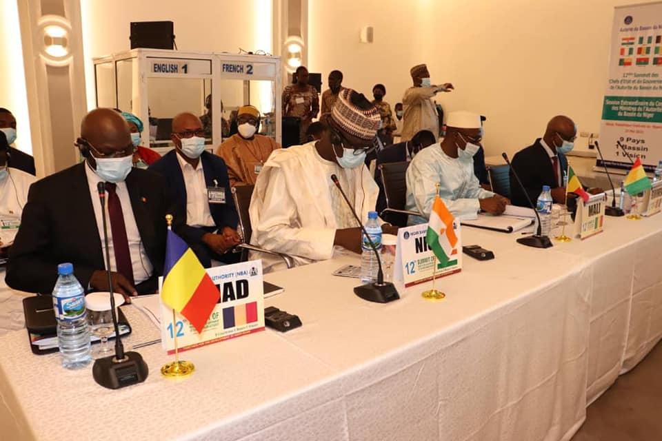 Le ministre de l’Hydraulique Urbaine, Alio Abdoulaye Brahim participe à la Session Extraordinaire du Conseil des Ministres des pays membres de l’ABN à Abuja