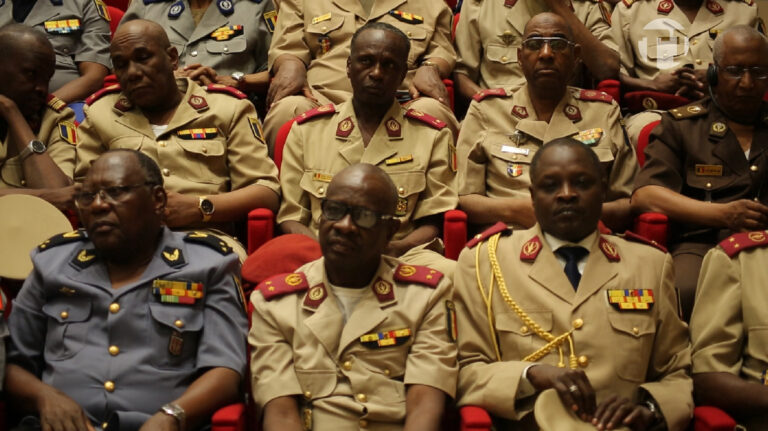 Tchad : 5 généraux rappelés de leur retraite