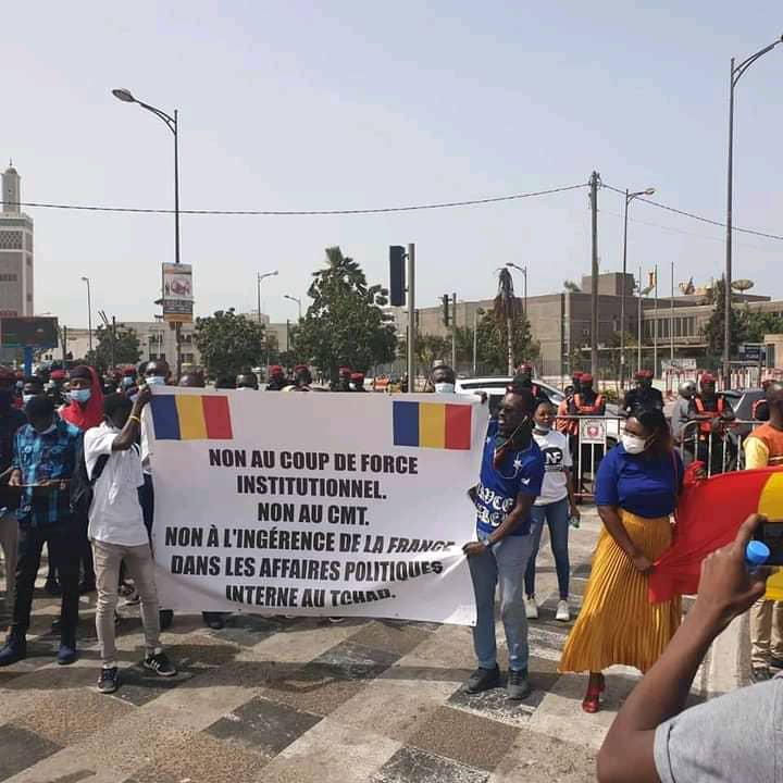 Manifestation : la communauté tchadienne au Sénégal dit non au CMT