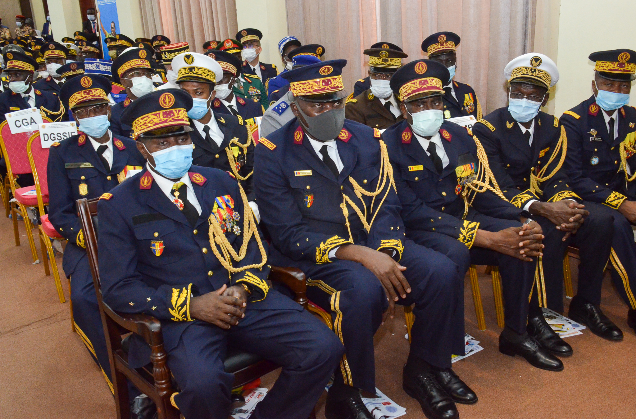 Tchad : Voici les avantages dont bénéficieront les Officiers généraux admis à la retraite