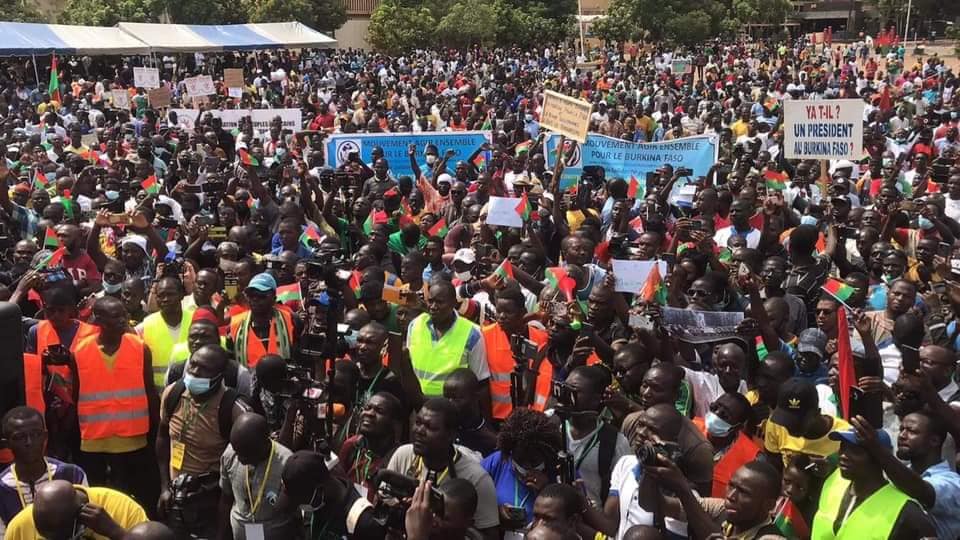 مصرع طفل وصحفيان، جراء المظاهرات في بوركينا فاسو