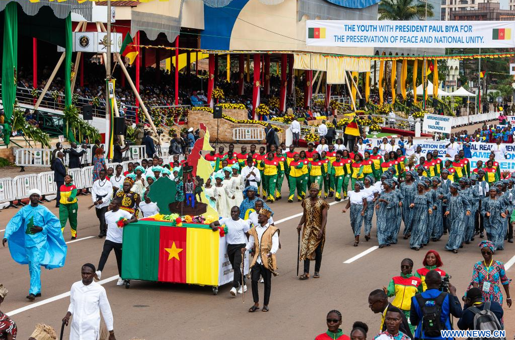 Cameroun : Célébration de la fête nationale avec un défilé civil et militaire