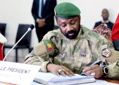 Mali : la loi électorale ne ferme pas la porte à une éventuelle candidature du colonel Assimi Goïta à l’élection présidentielle