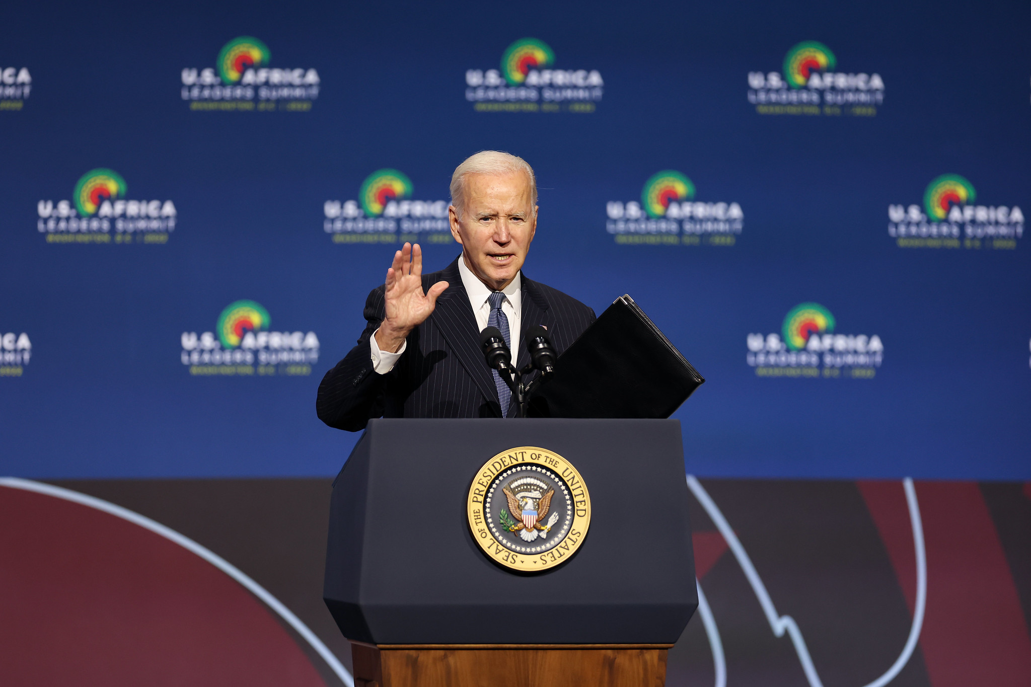 Sommet USA-Afrique : le président Joe Biden salue le succès du forum pour les affaires en Afrique