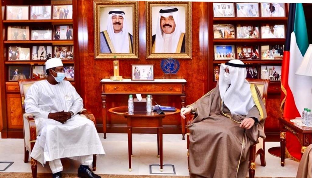 السفير التشادي الجديد لدي دولة الكويت يلتقي وزير الخارجية الكويتي