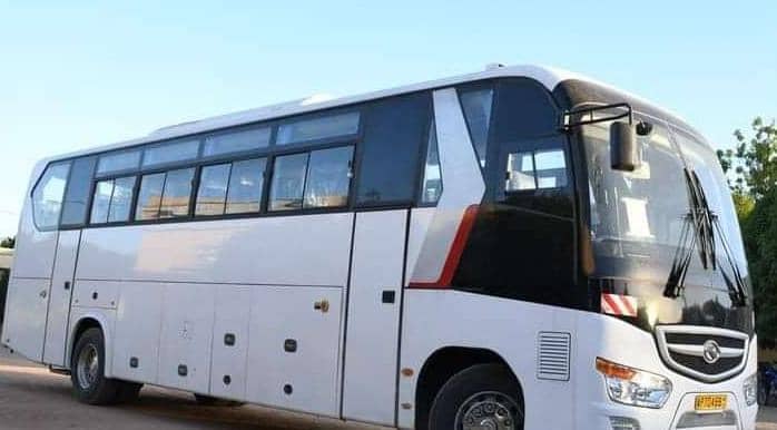  Le  CNOU offre un bus  de  transport des tudiants  l  