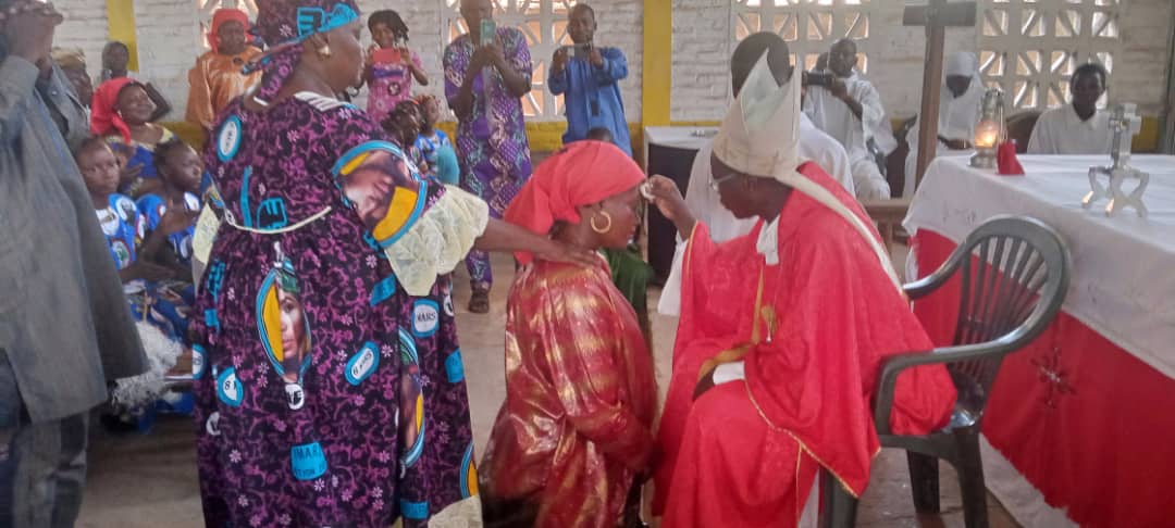 Religion : 9 fidèles catholiques ont reçu le sacrement de confirmation à Amtiman