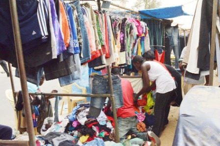 Afrique : l’importation des vêtements de seconde main en hausse de 28,84%