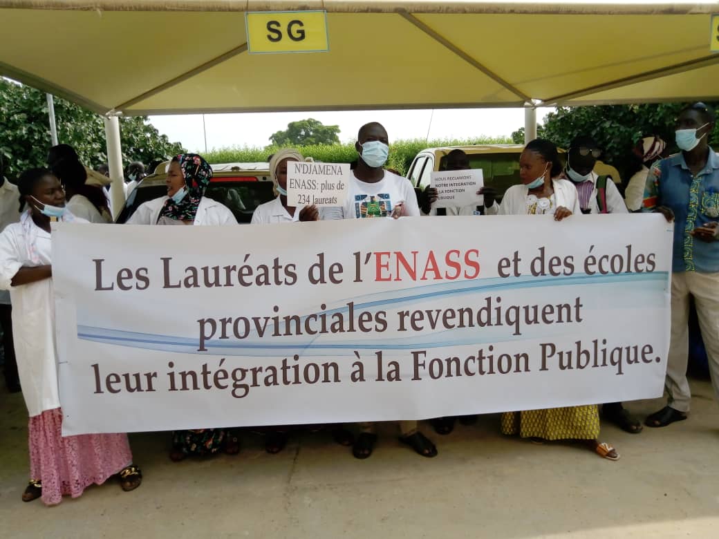 Tchad : les lauréats de l’ENASS et des écoles provinciales manifestent une fois de plus pour leur intégration