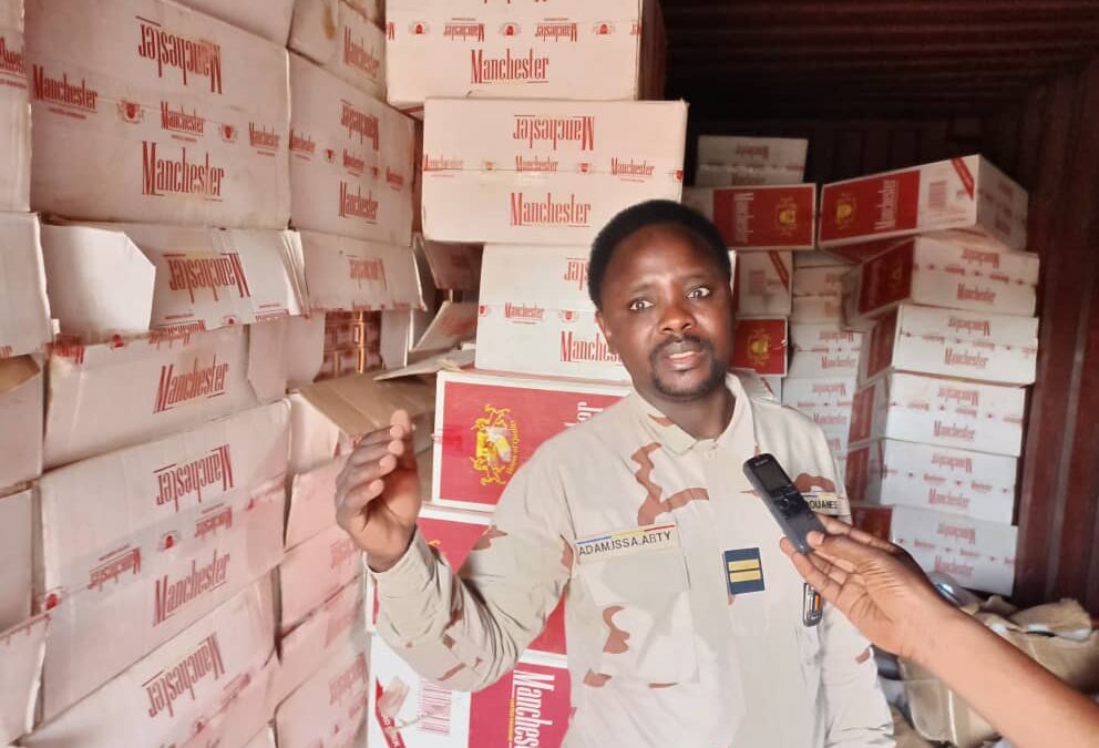 Tchad : plusieurs produits frauduleux saisis par la brigade mobile des Douanes présentés à la presse
