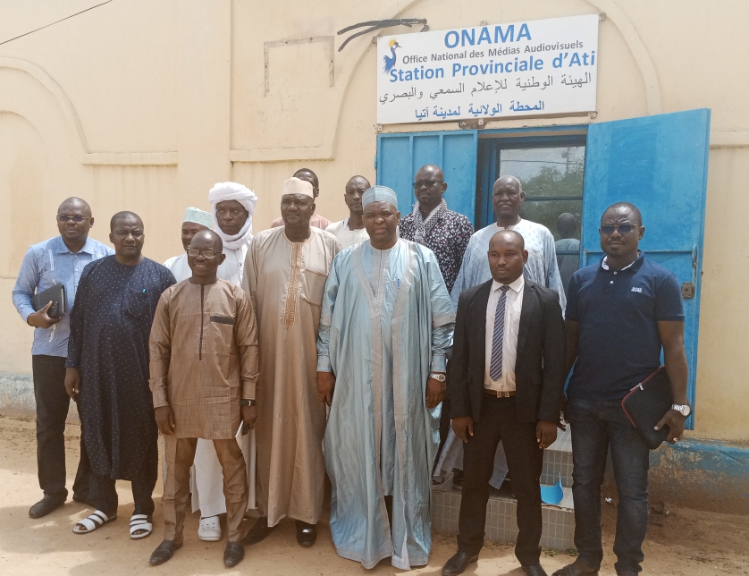 Batha : le président de la HAMA s’imprègne des conditions de travail du personnel de l’antenne provinciale de l’ONAMA