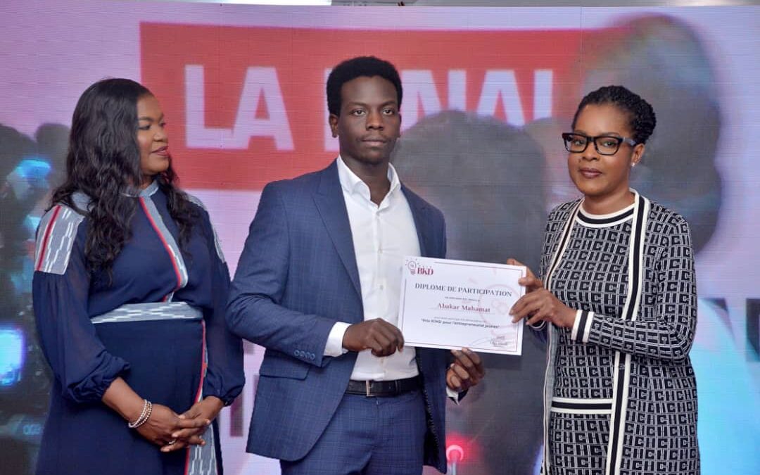 Innovation: le jeune tchadien, Abakar Mahamat, est lauréat du Prix de l’Innovation Technologique de l’Entrepreneur Africain