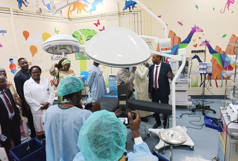 Santé : un bloc opératoire pour enfants inauguré à l’hôpital de la Mère et de l’Enfant