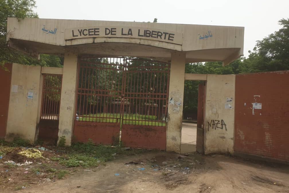 Rentrée académique 2023-2024 : les inscriptions se font  au compte-gouttes au lycée  de la Liberté de N’Djamena