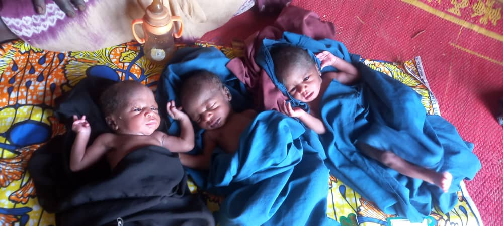 Batha : une jeune mère d’un triplé appelle à l’aide