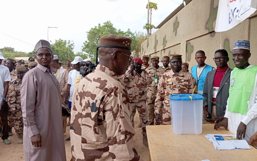 Présidentielle : les Gardes nomades du Tchad exercent leur devoir civique